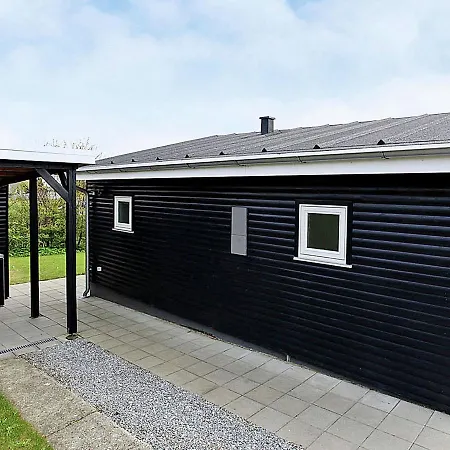 Ferienhaus Holiday Xiii